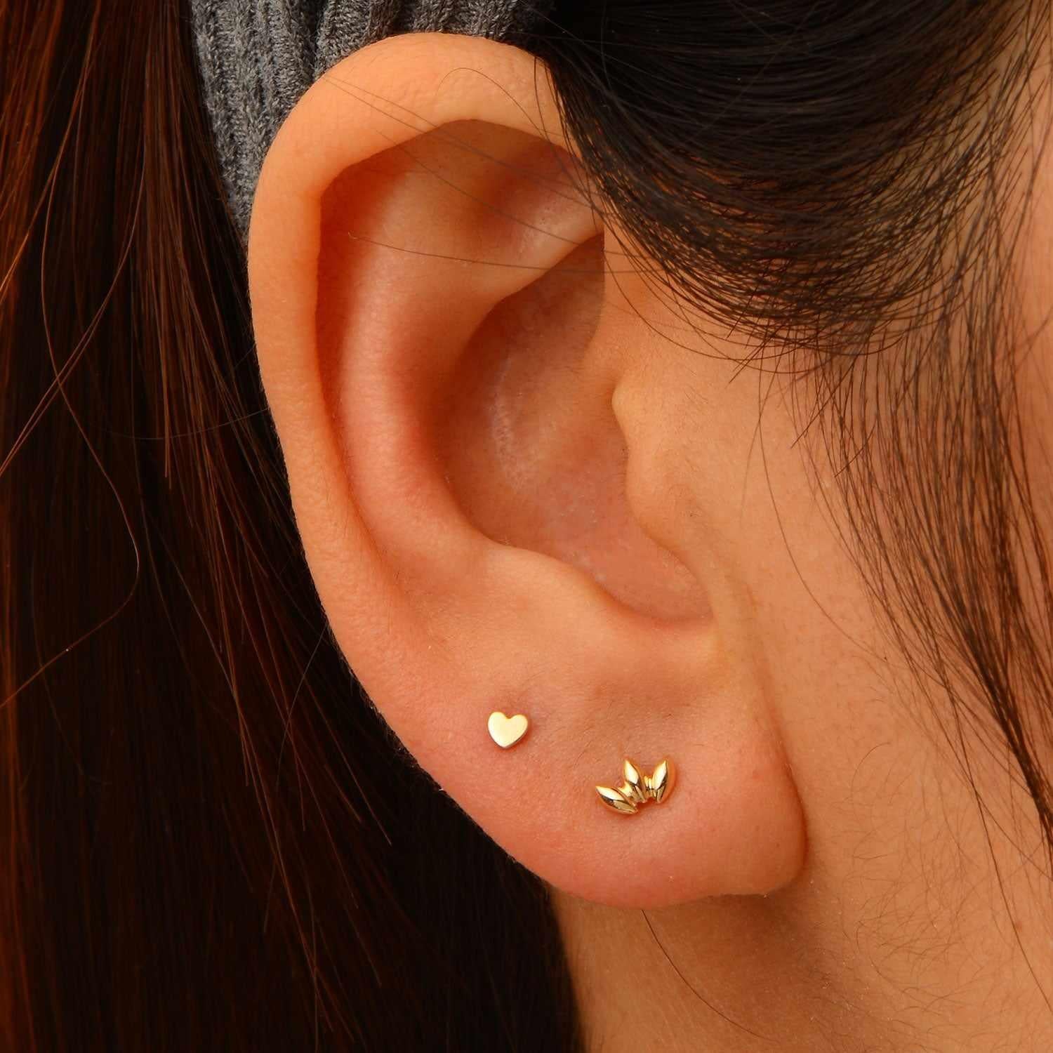 Nimes Mini Heart Labret Earring – 14K Solid Gold Flat Back - Image 2