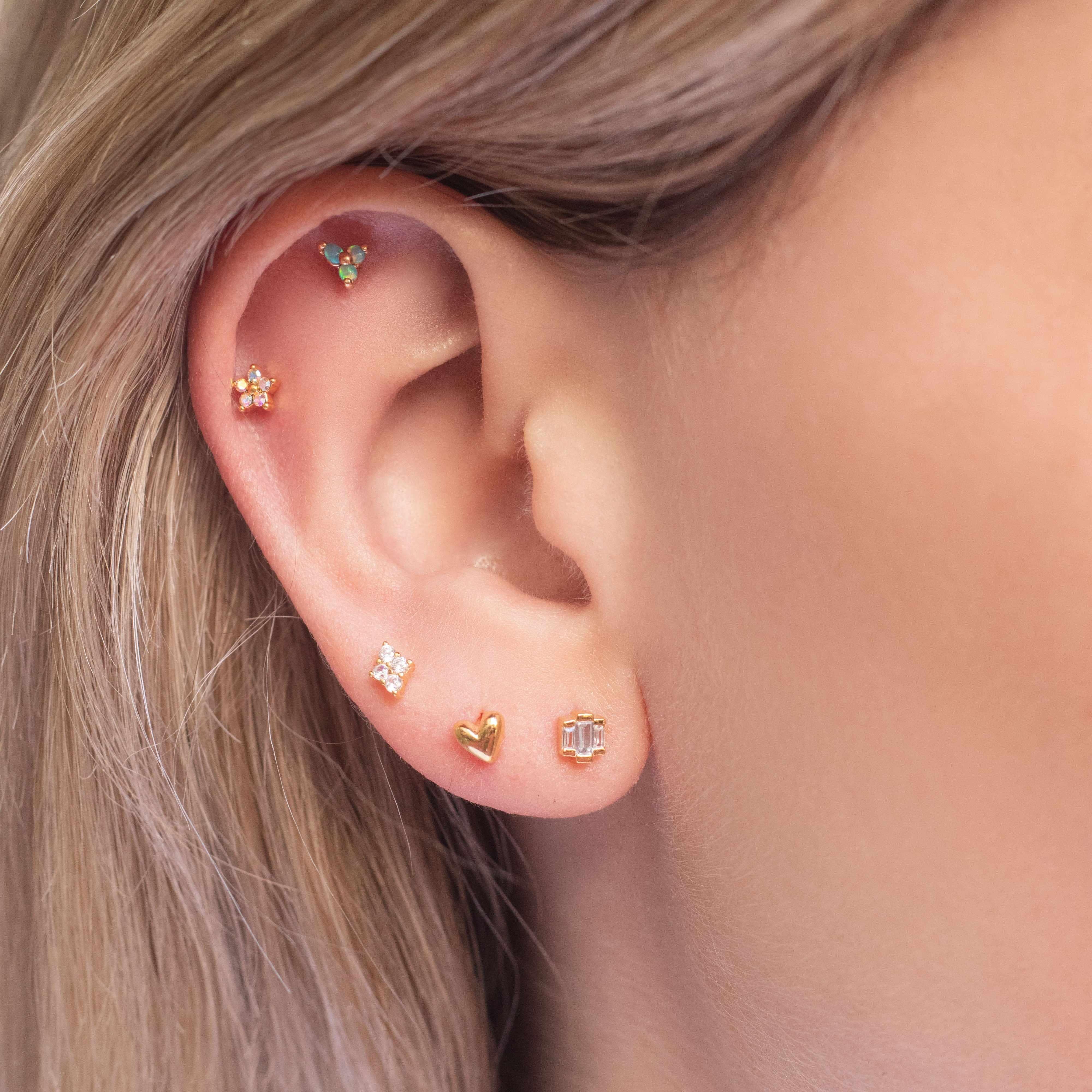 Zea crystal stud earrings - Image 2
